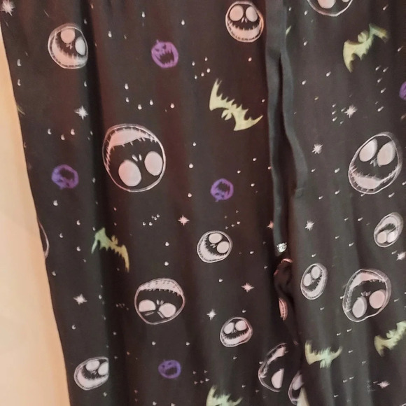 Nightmare Before Christmas Pajama Lounge Joggers Size L (12-14) - Picture 2 of 10